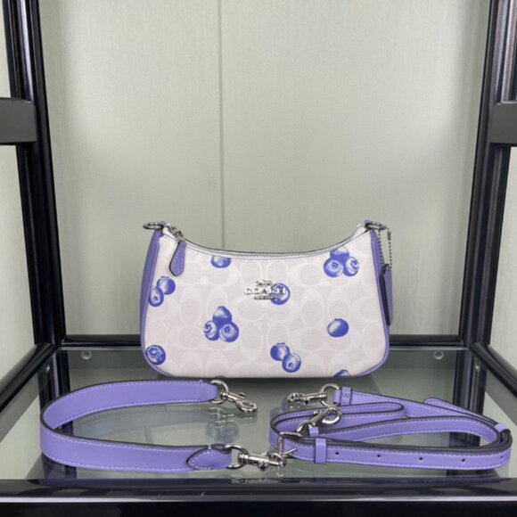 💖💖Coach Teri Shoulder Bag With Blueberry Print - Picture 2 of 7